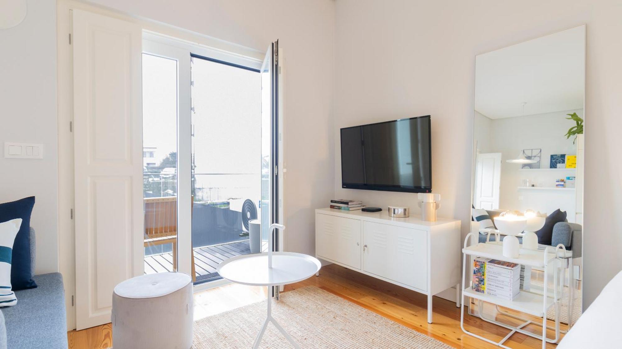 D858 - Comfort Near Downtown - Ac & Balcony Porto Buitenkant foto